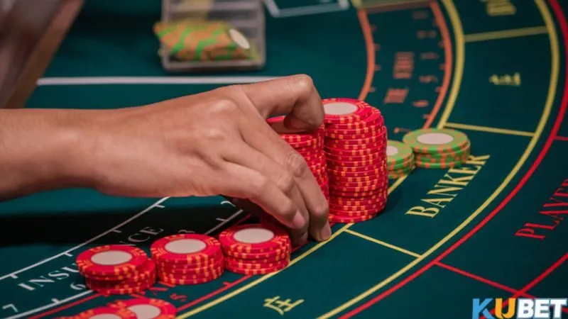 Luật chơi Baccarat theo dòng diễn biến ván bài Luật chơi Baccarat theo dòng diễn biến ván bài